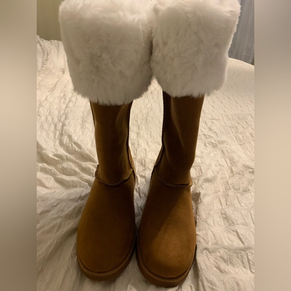 Juicy by Juicy Couture boots New with tags size 7 - Picture 4 of 10